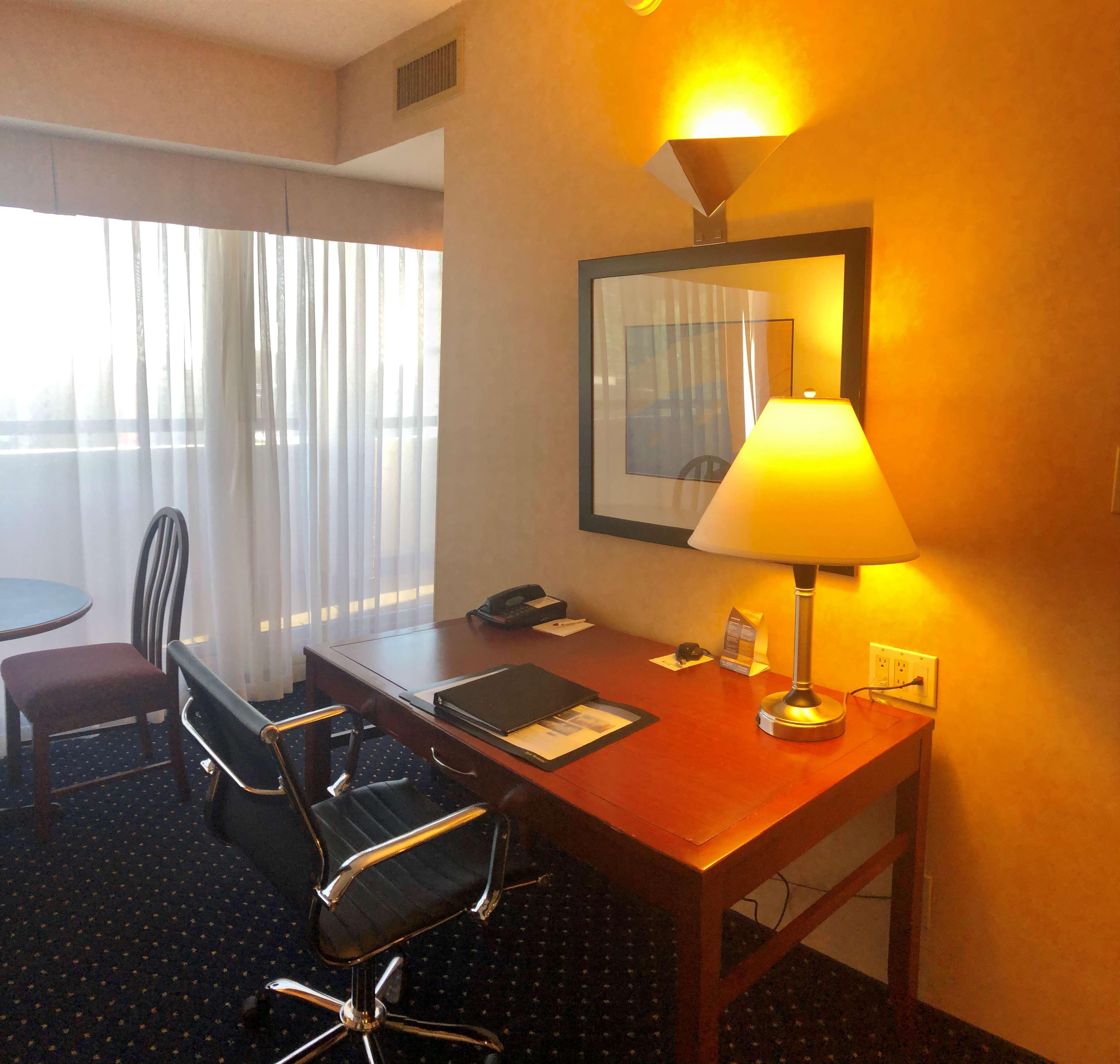 Hotel Western Downtown Calgary